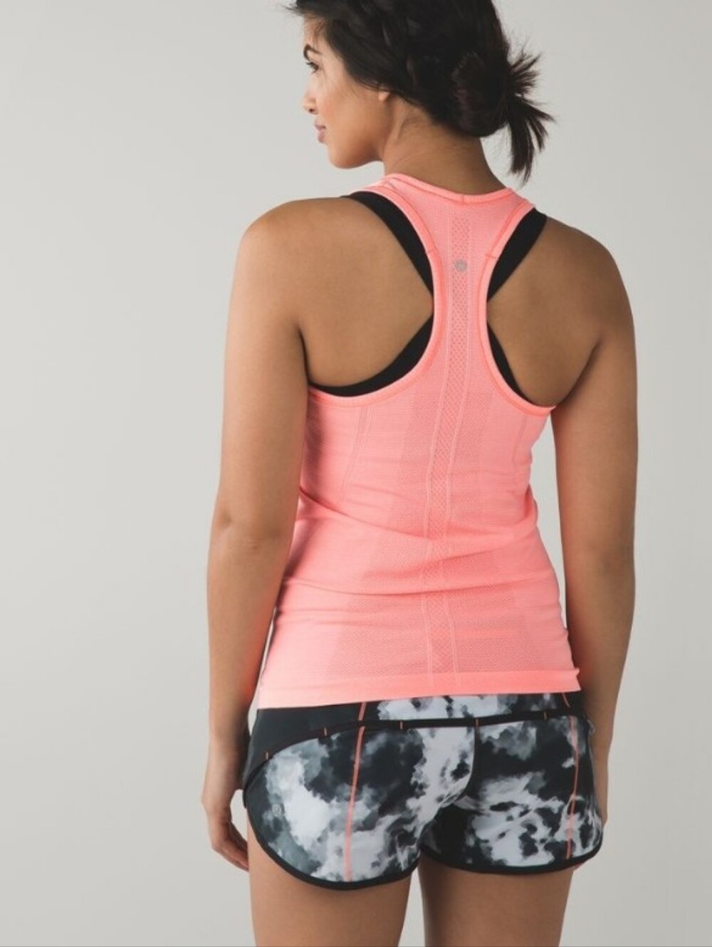 Lululemon Swiftly Tech Racerback - Picture 2 of 8